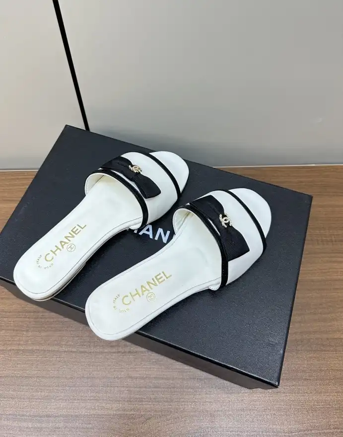 hype Chanel Slippers