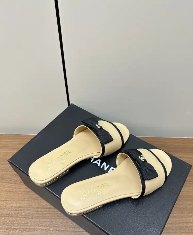 hype Chanel Slippers