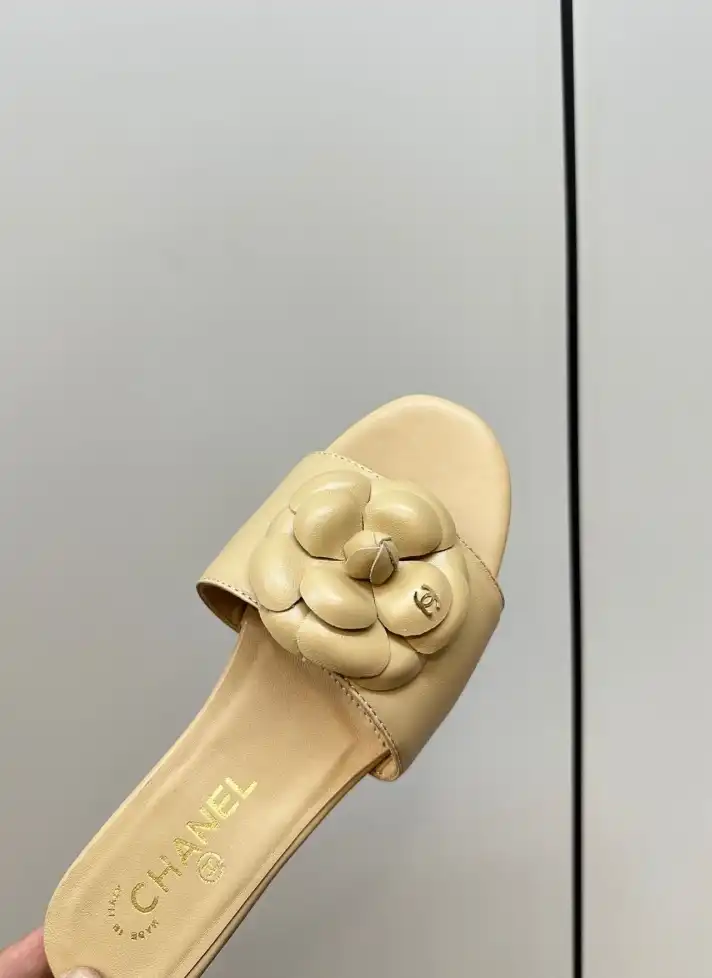 hype Chanel Slippers