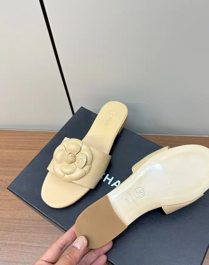 hype Chanel Slippers