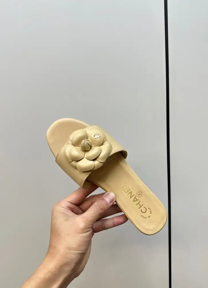 hype Chanel Slippers