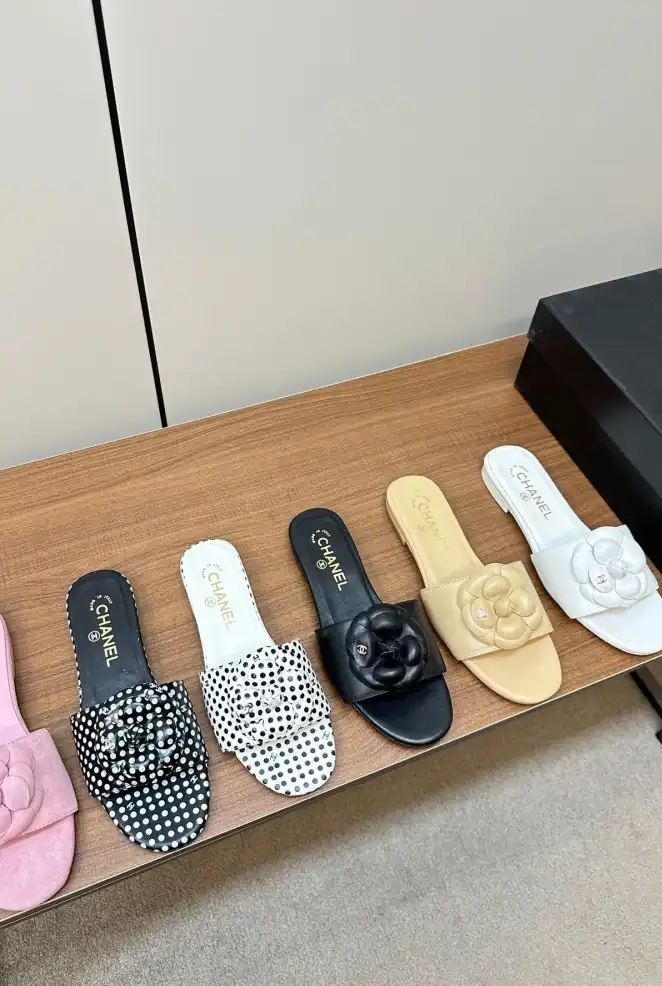 hype Chanel Slippers