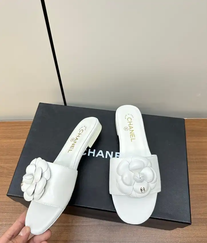 hype Chanel Slippers