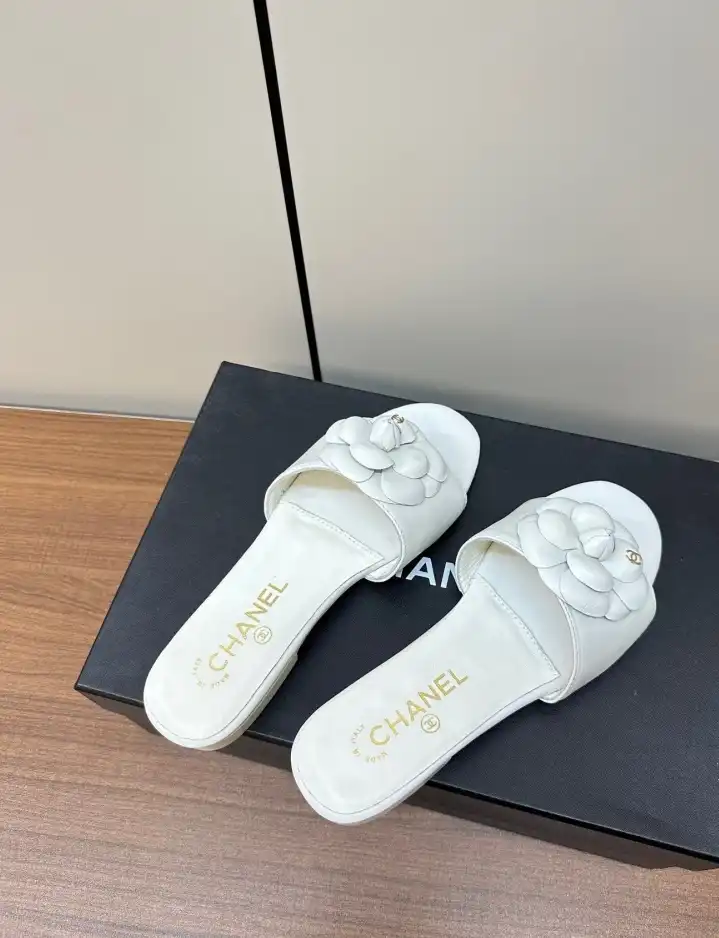 hype Chanel Slippers