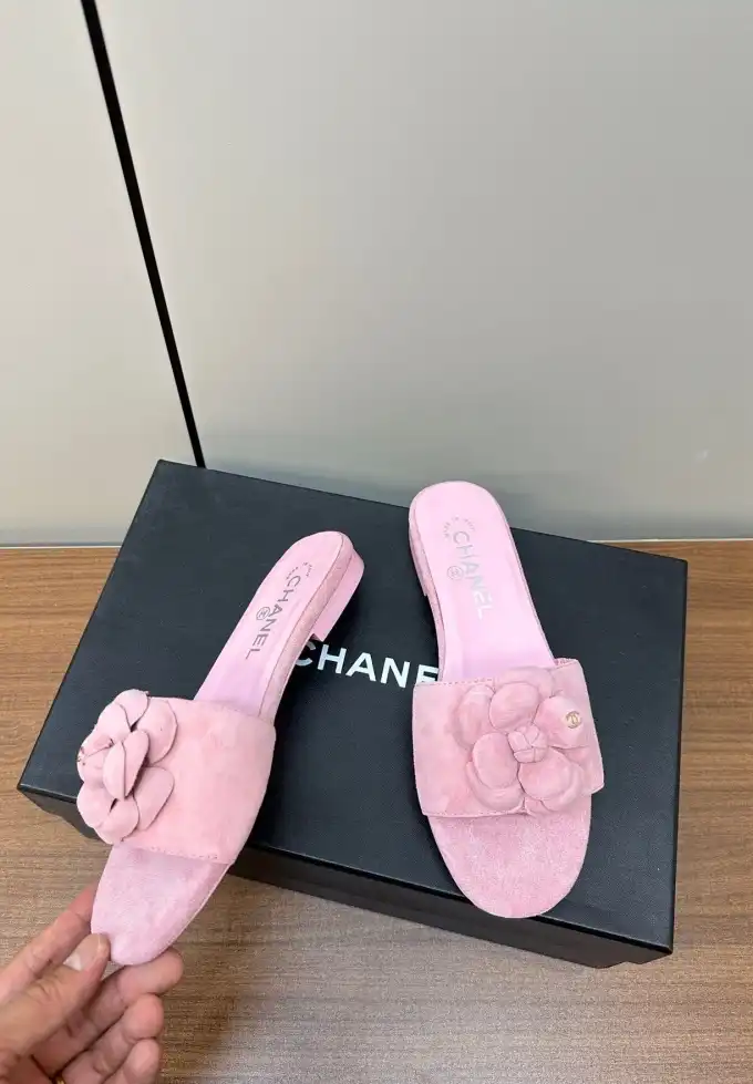 hype Chanel Slippers