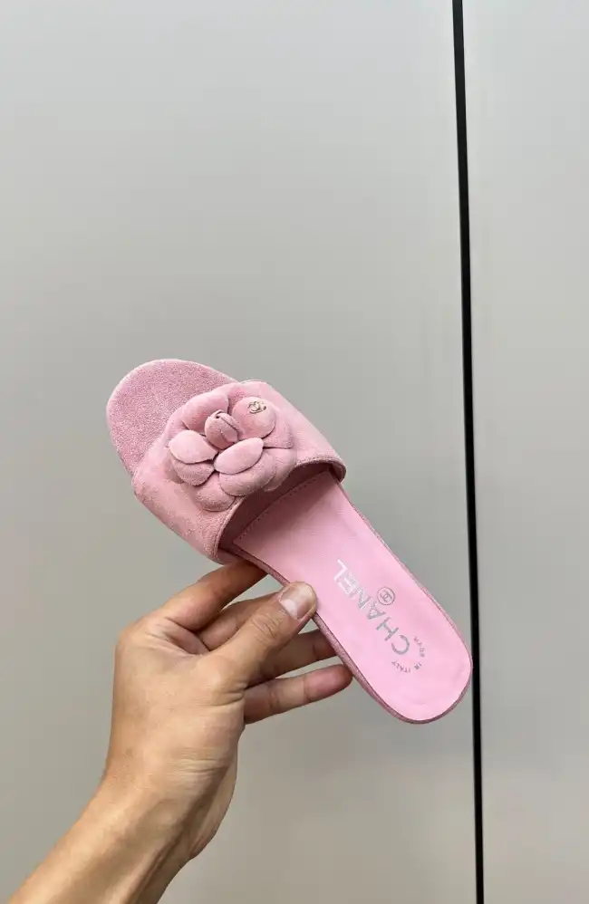 hype Chanel Slippers