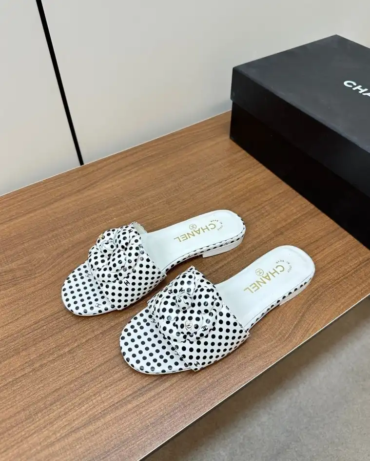 hype Chanel Slippers