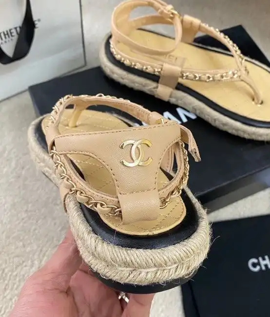 hype Chanel Slippers