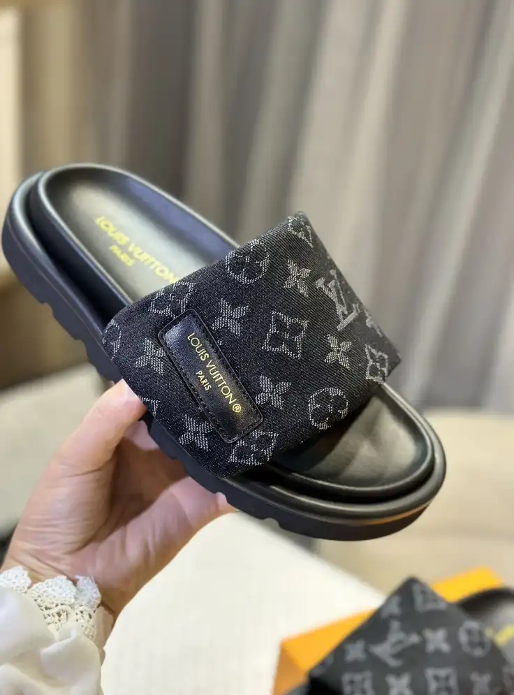 hype LV Slippers