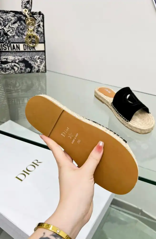 hype Christian Dior Slippers