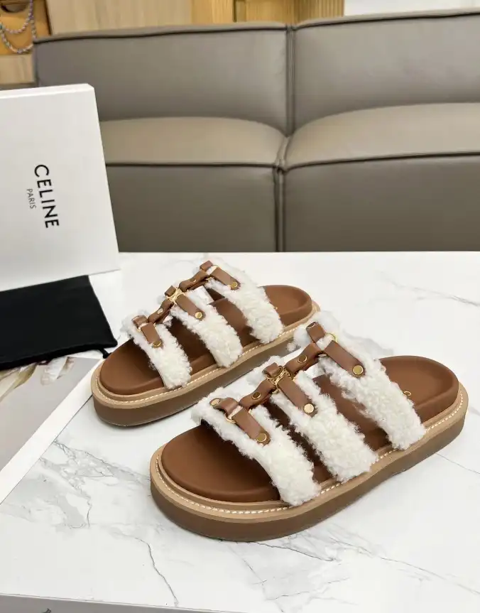 hype Celine Slippers