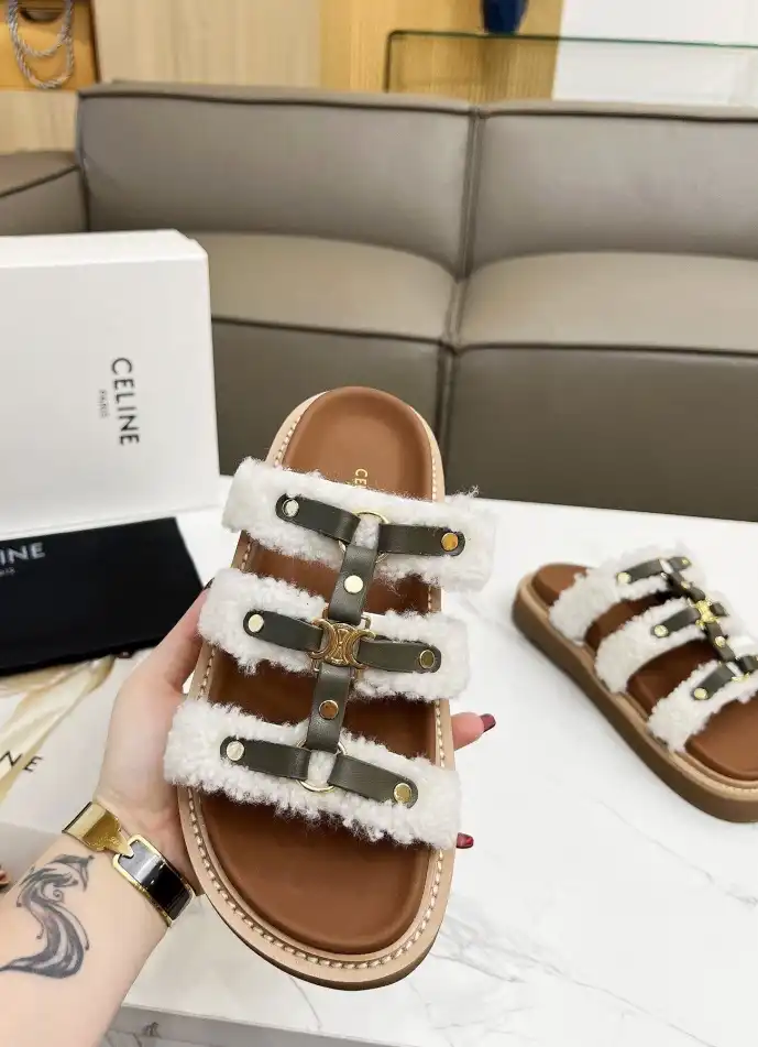 hype Celine Slippers