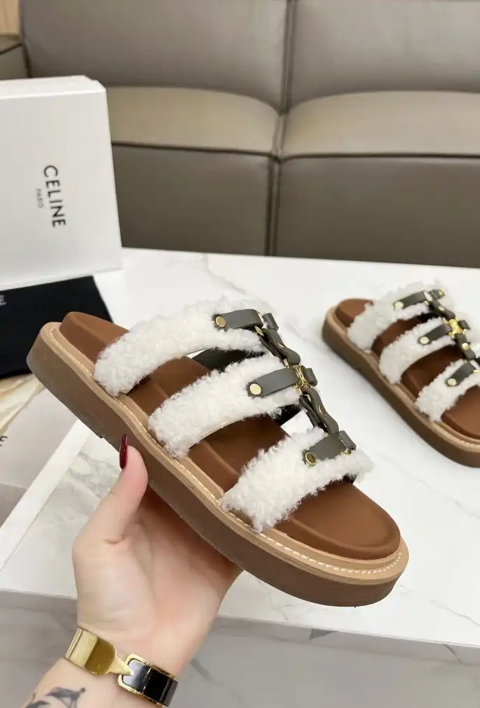 hype Celine Slippers