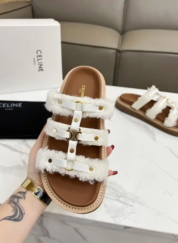 hype Celine Slippers