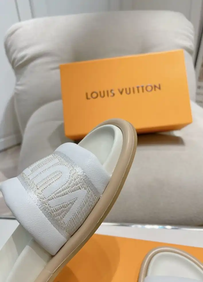 hype LV Slippers