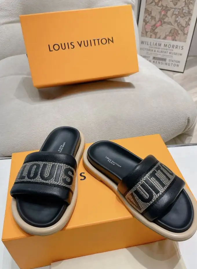 hype LV Slippers