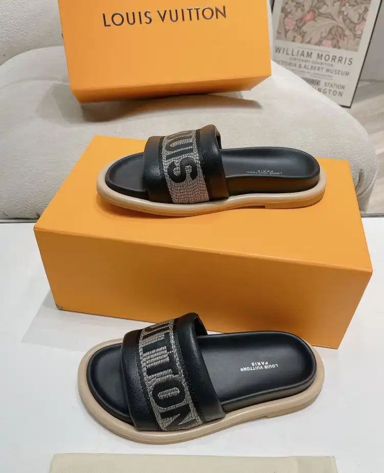 hype LV Slippers