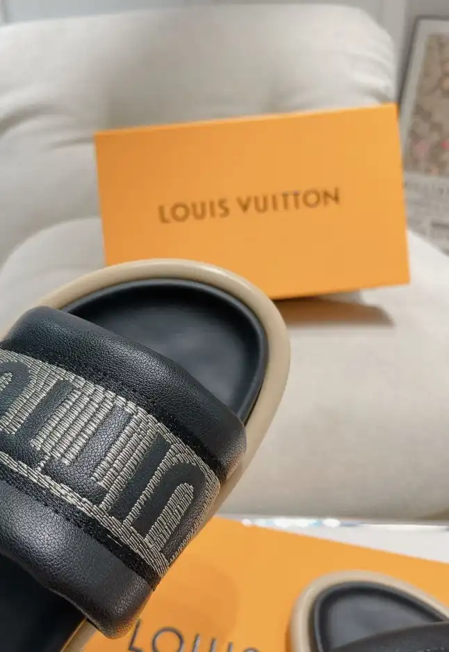 hype LV Slippers