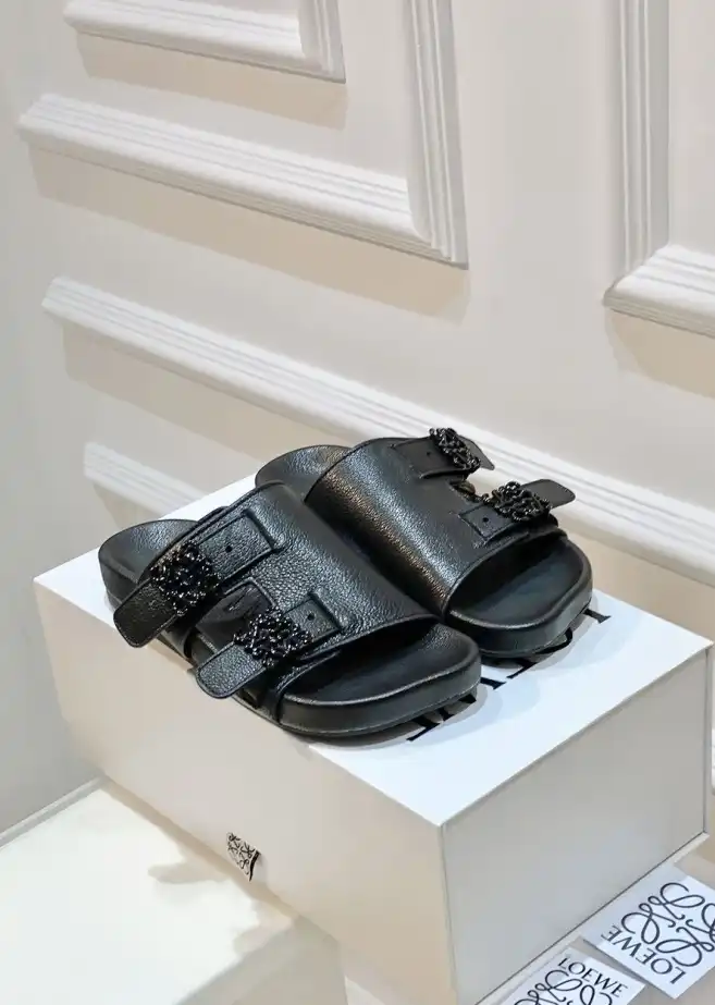 hype Loewe Slippers