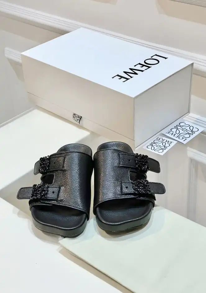 hype Loewe Slippers