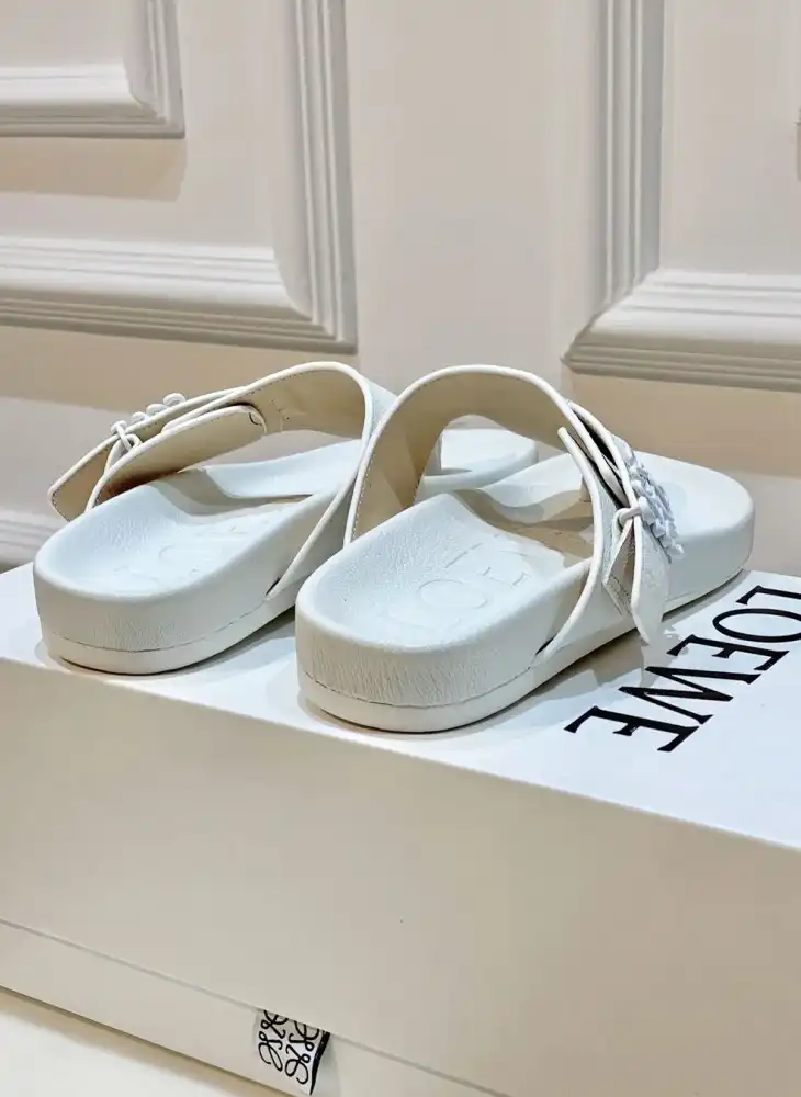 hype Loewe Slippers