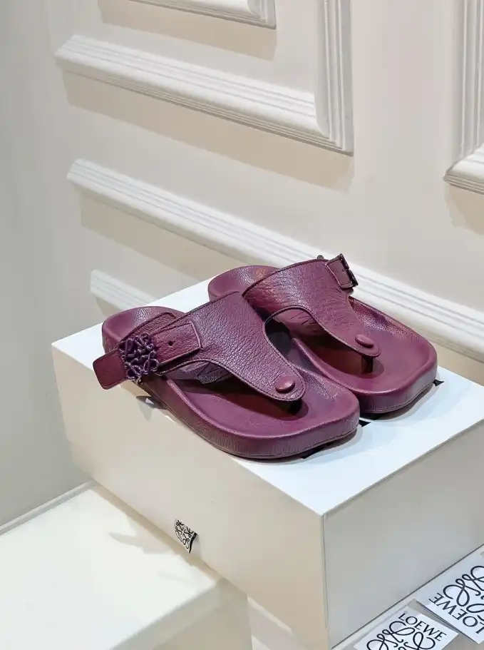 hype Loewe Slippers