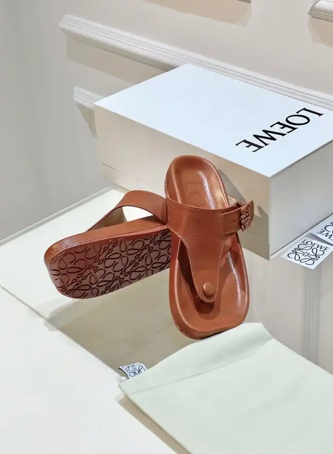 hype Loewe Slippers