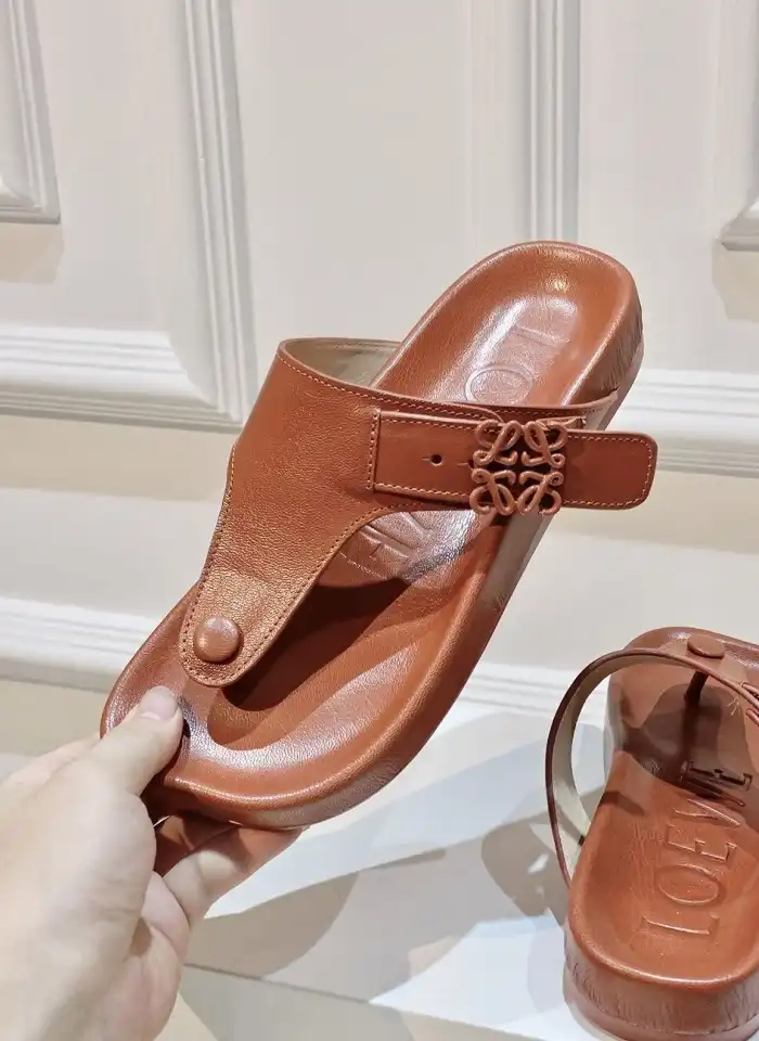 hype Loewe Slippers