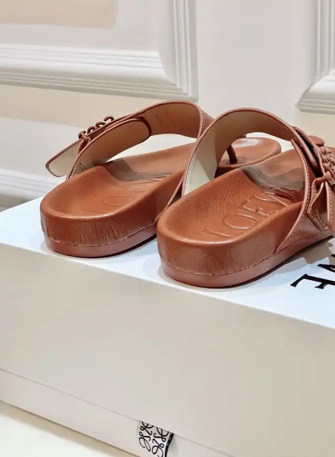 hype Loewe Slippers