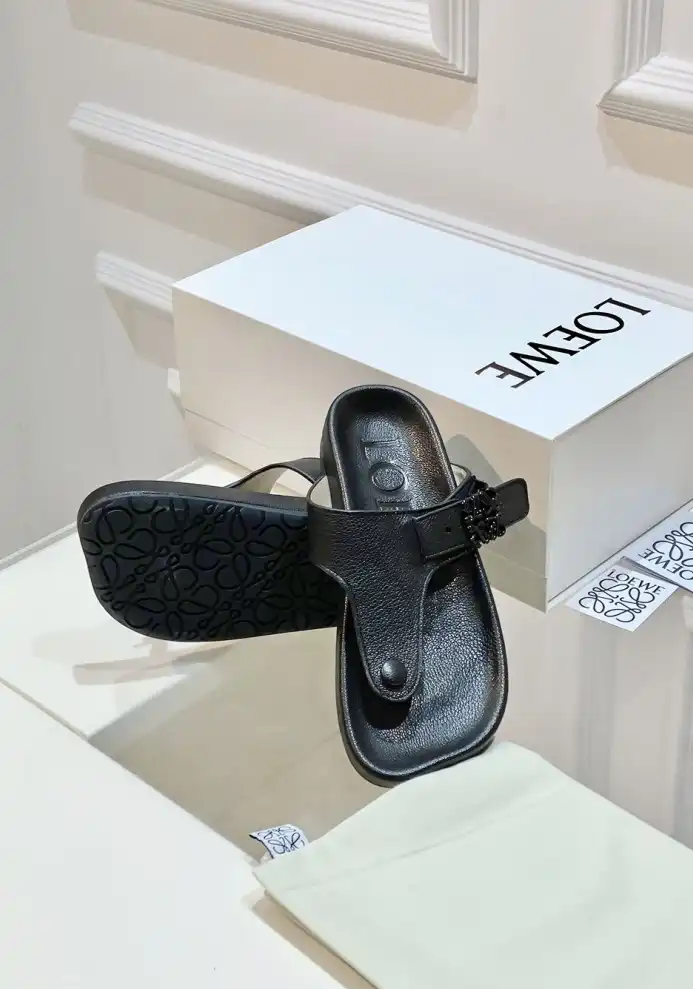 hype Loewe Slippers