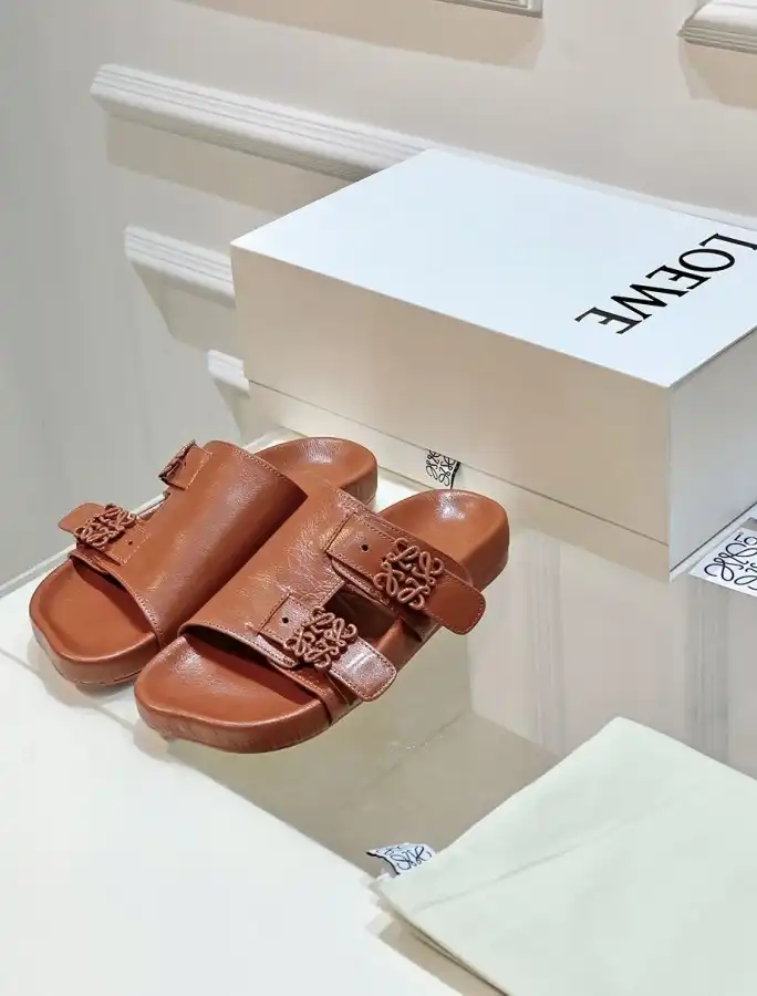 hype Loewe Slippers