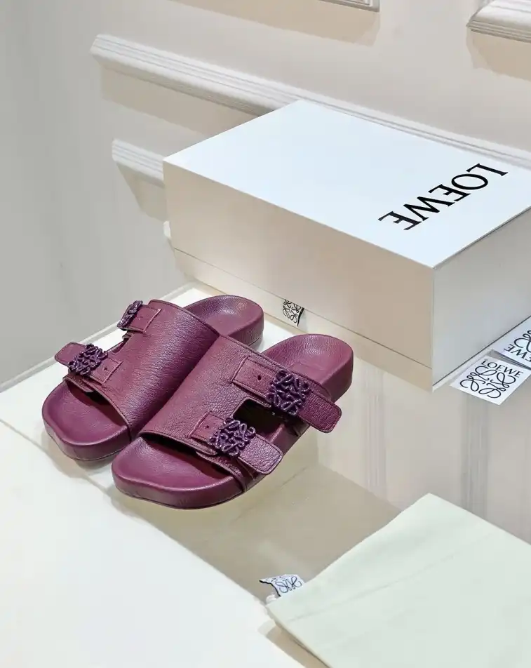 hype Loewe Slippers