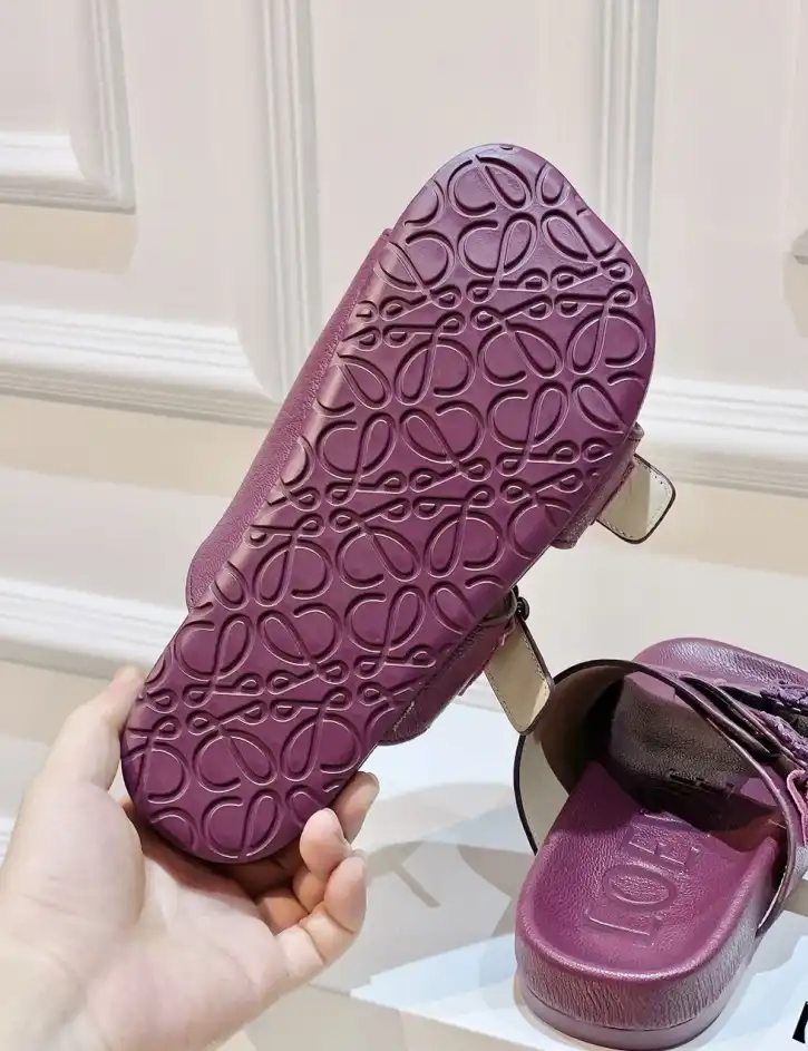 hype Loewe Slippers