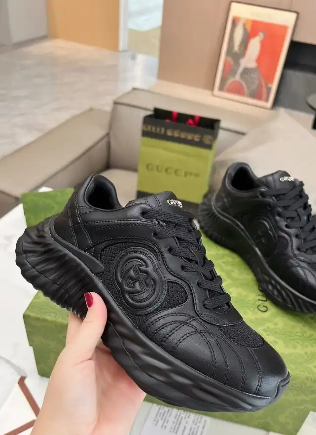 hype Gucci Sneakers