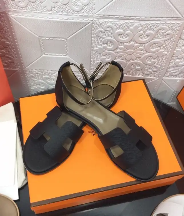 hype Hermes Slippers