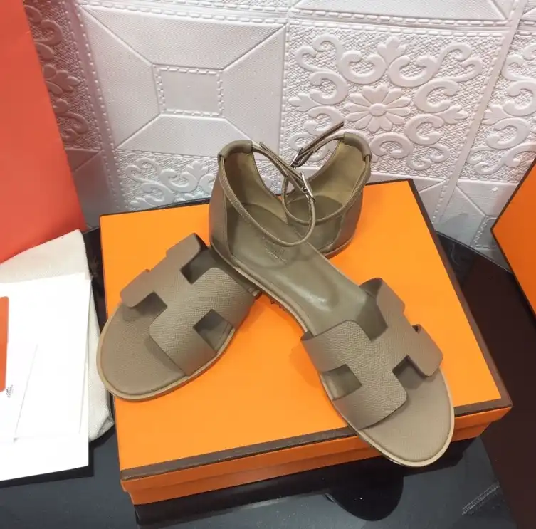 hype Hermes Slippers