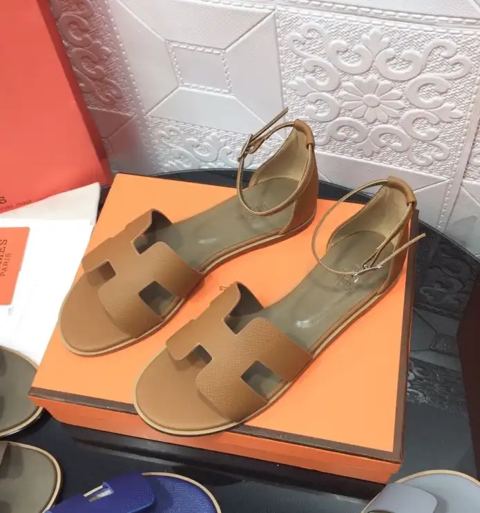 hype Hermes Slippers