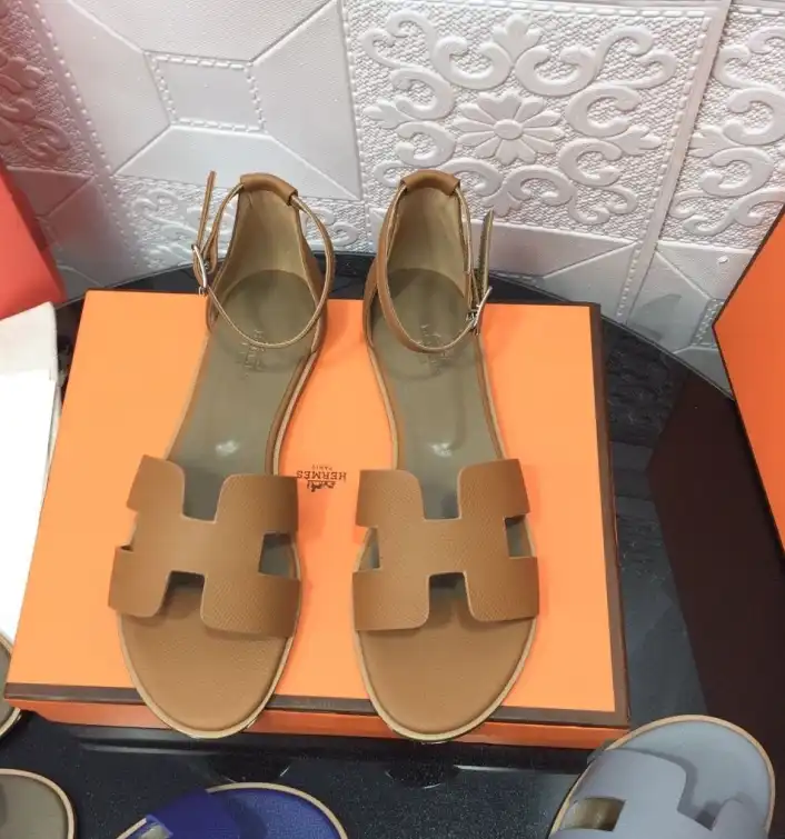 hype Hermes Slippers