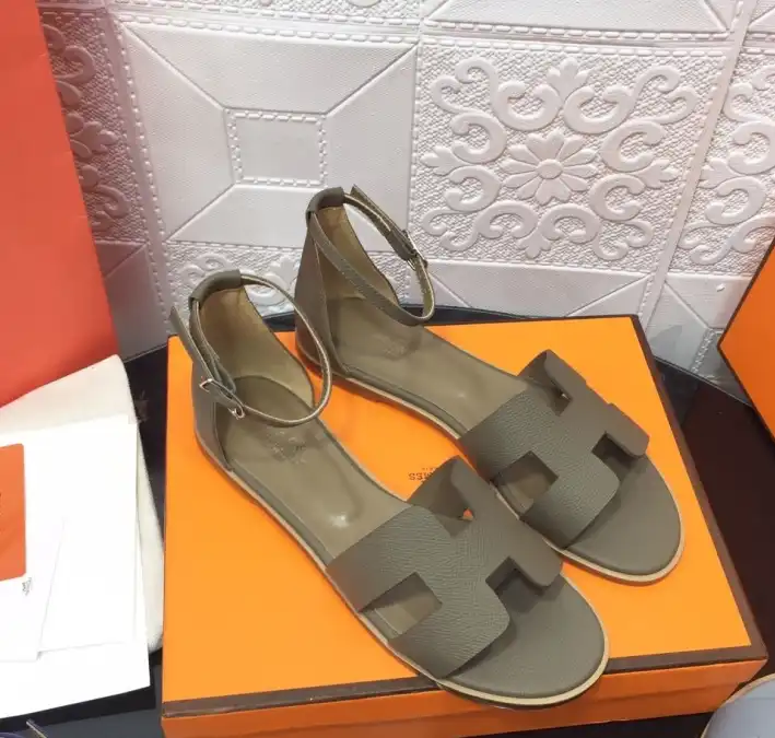 hype Hermes Slippers