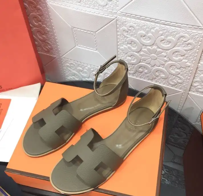 hype Hermes Slippers