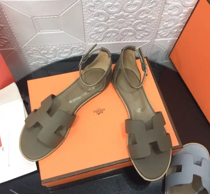 hype Hermes Slippers