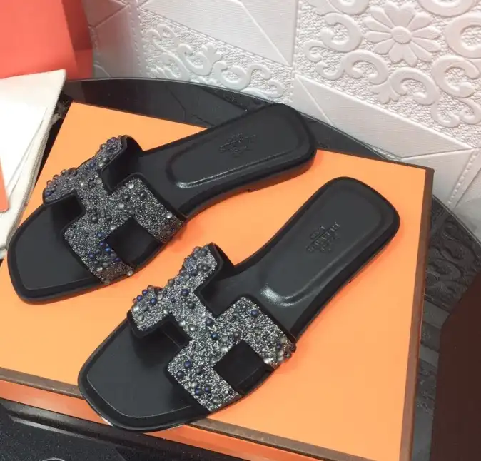 hype Hermes Slippers