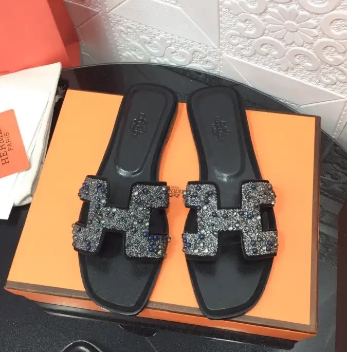 hype Hermes Slippers