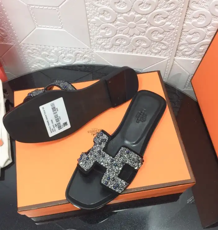 hype Hermes Slippers