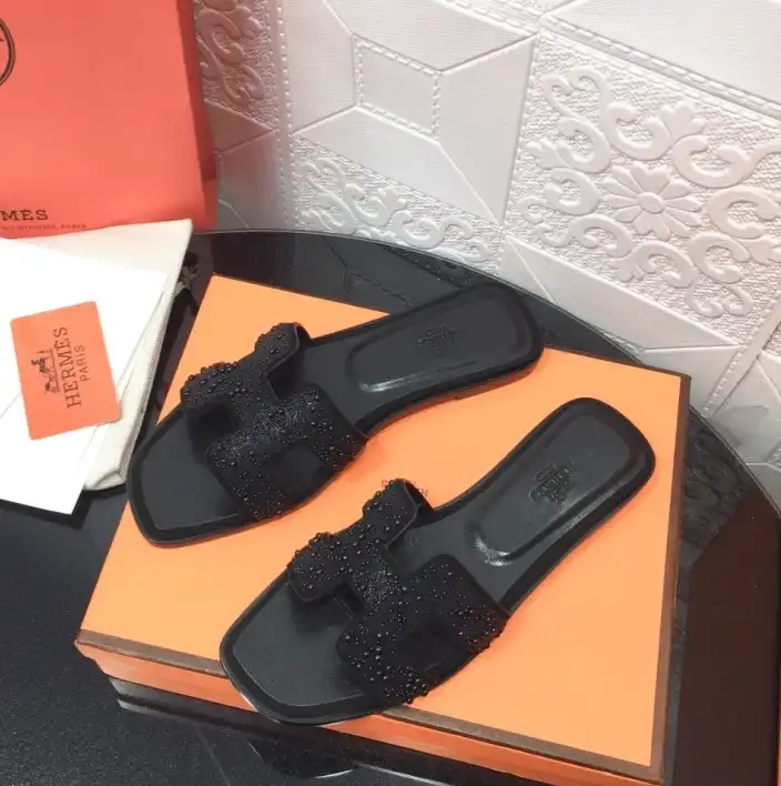 hype Hermes Slippers