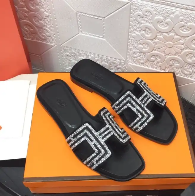 hype Hermes Slippers