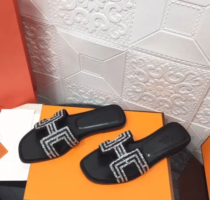 hype Hermes Slippers