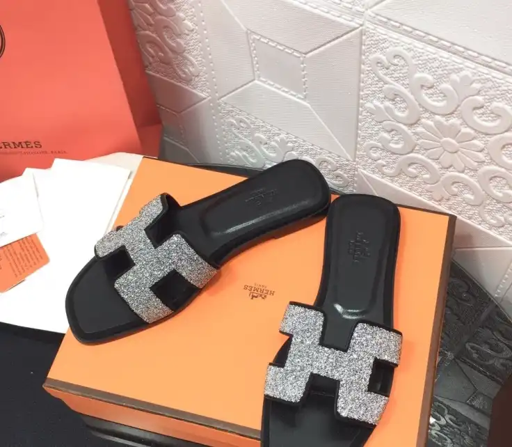 hype Hermes Slippers