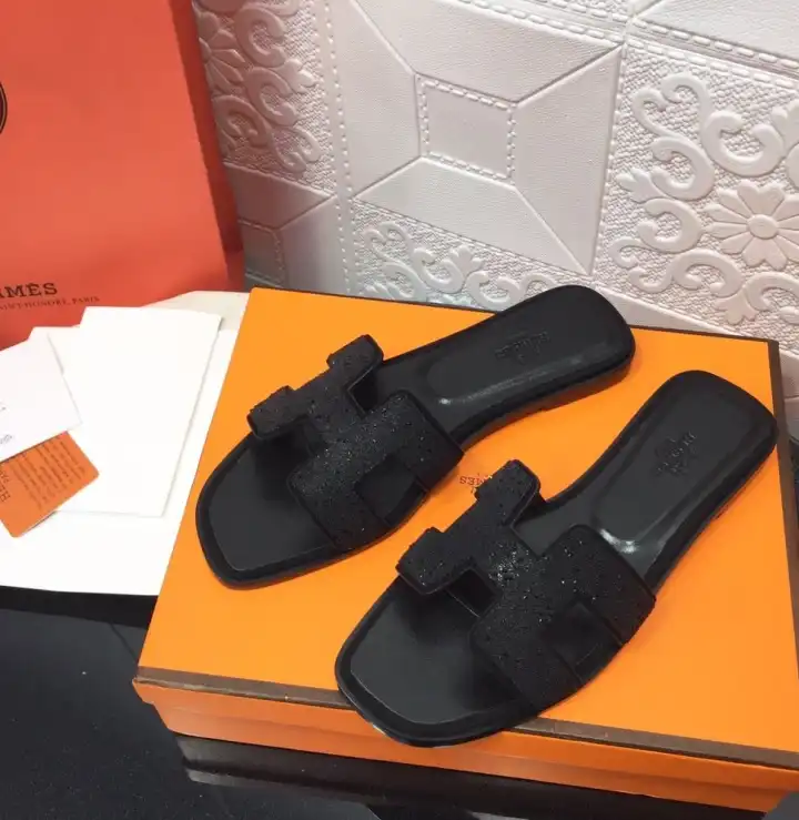 hype Hermes Slippers