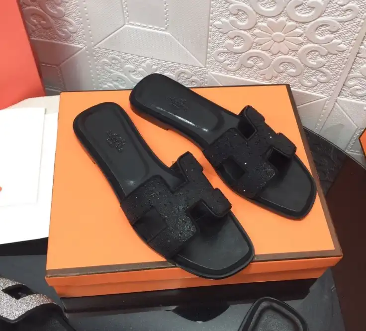 hype Hermes Slippers